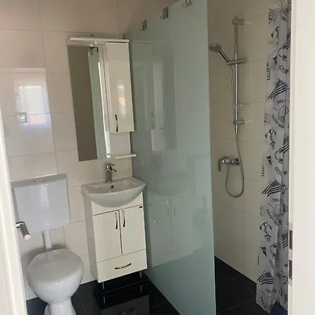 Pavlovici Apartamento Sukošan